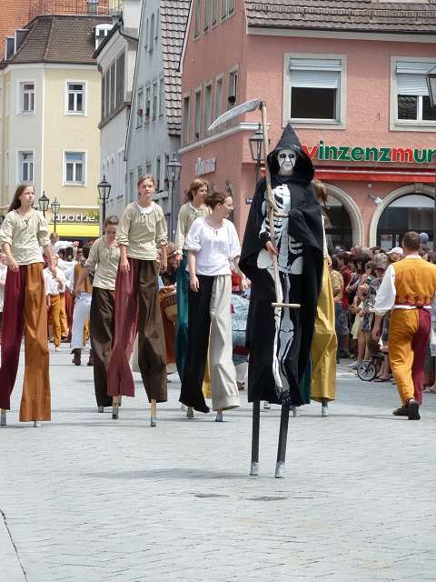Der Tod zieht mit - Wallenstein Festspiele 2012 in Memmingen