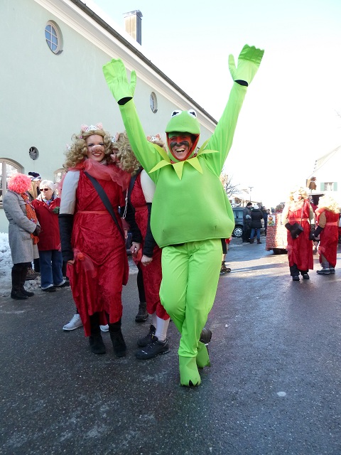 Kermit und miss Piggy auf dem Faschingsumzug Obergünzburg 2013