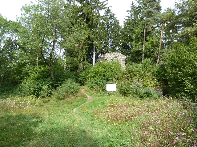 Ruine der Neuenburg bei Durach