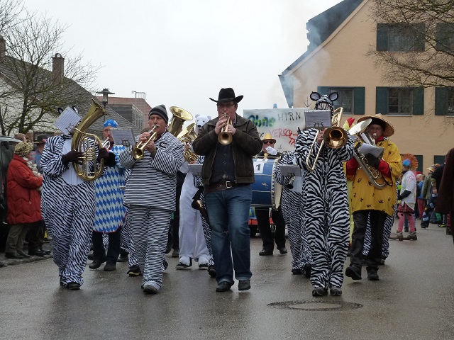 Faschingsumzug Obergünzburg 2014 Blaskapelle