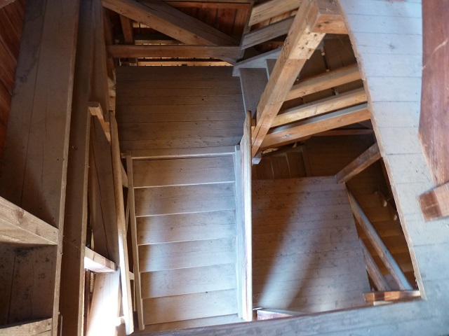 Treppe im Aussichtsturm Schwarzer Grat