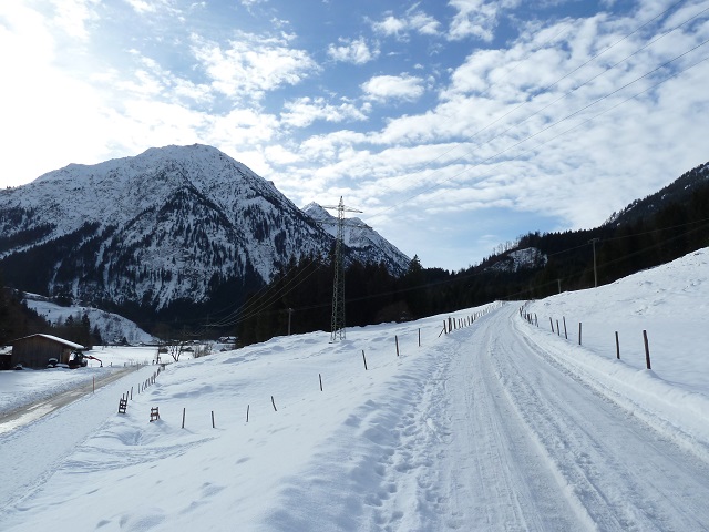 Winterwanderweg am Imberger Horn bei Bad Hindelang - Weg zur Rodelbahn