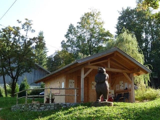 Bienenhaus in der Erlebnisimkerei Seeg