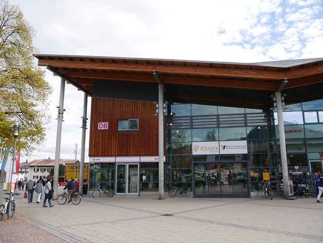 Das Bahnhofsgebäude in Oberstdorf