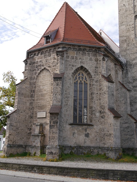 Außenansicht Chorraum der Kirche St. Martin in Obergünzburg