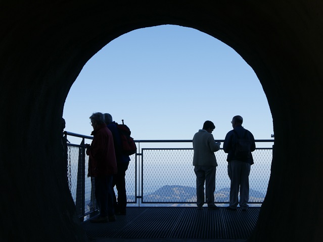 Tunnel zum Panoramasteig am Nebelhorn