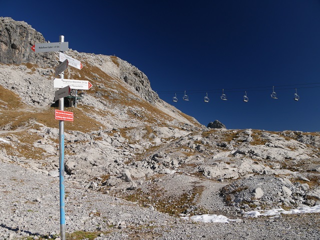 Wegweiser zum Pfannenhölzle am Nebelhorn