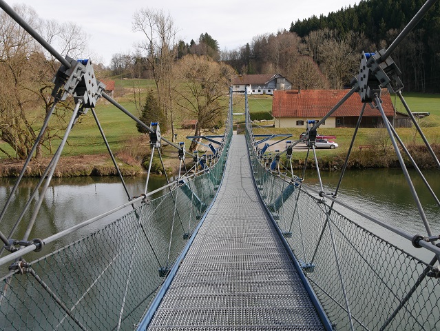 Hängebrücke über die Iller bei Fischers