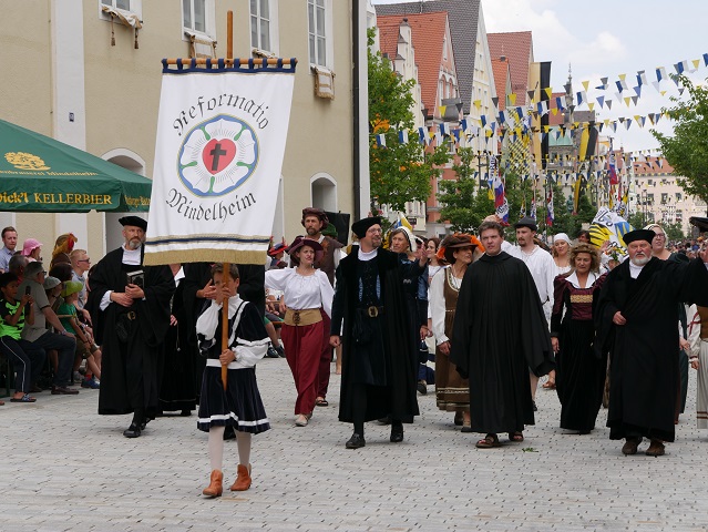Gruppe Reformatio auf dem Festumzug beim Frundsbergfest Mindelheim 2018