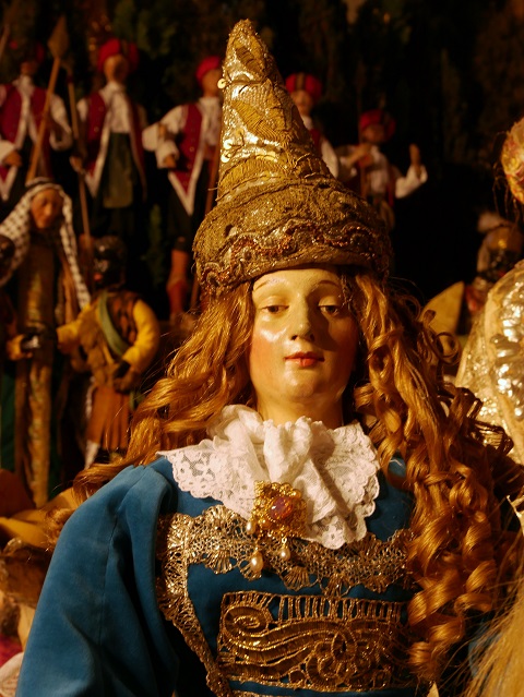 Die Königin von Saba in der baocken Großkrippe in Mindelheim