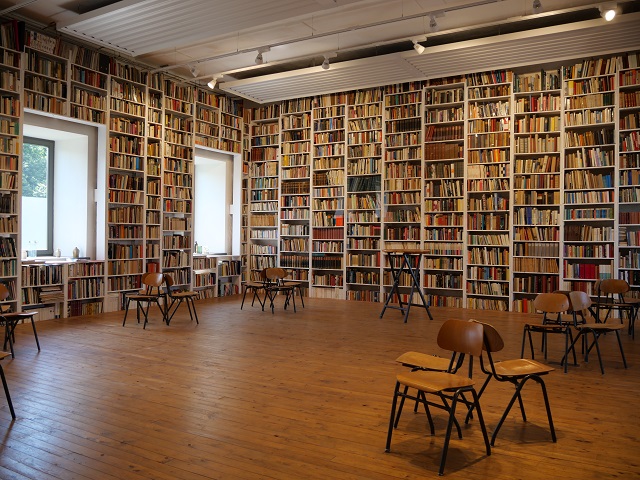 Bibliothek in der Allgäuer Genussmanufaktur