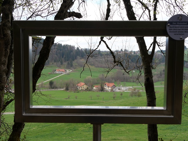 Blick auf den Maienhof bei Missen