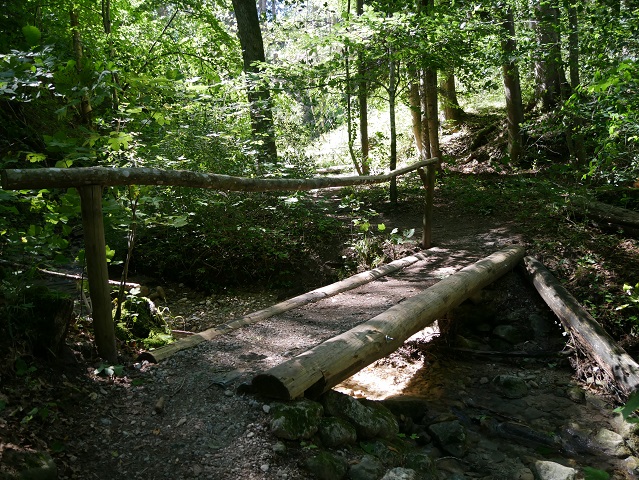 Holzbrücke in der Feuersteinschlucht