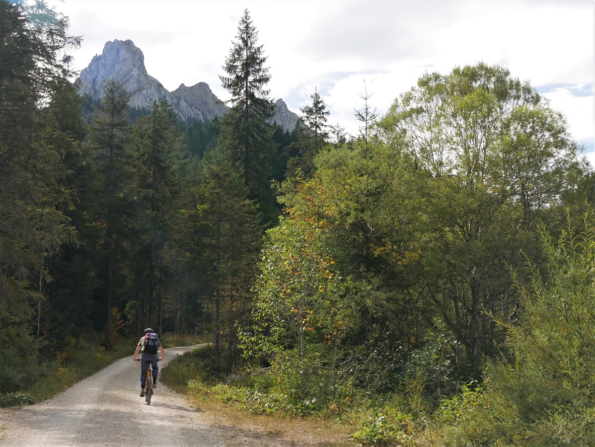 Mit dem EMTB zur Kenzenhütte