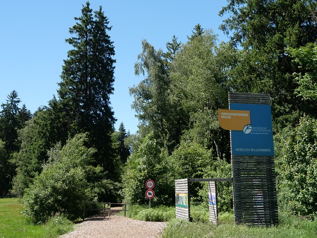 Eingang zum Werdensteiner Moos bei Thanners