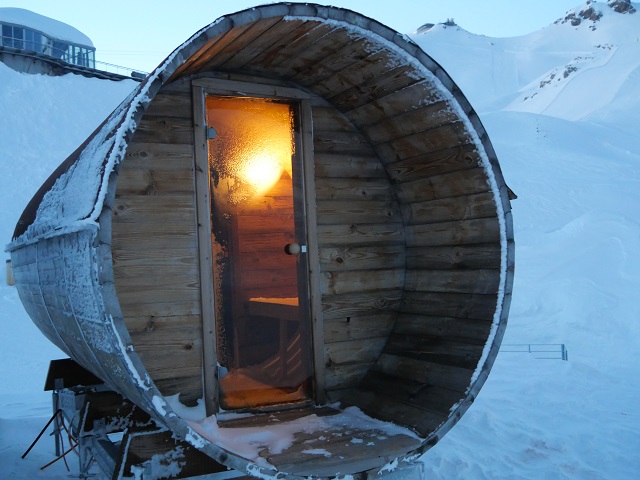 Fass-Sauna auf dem Nebelhorn