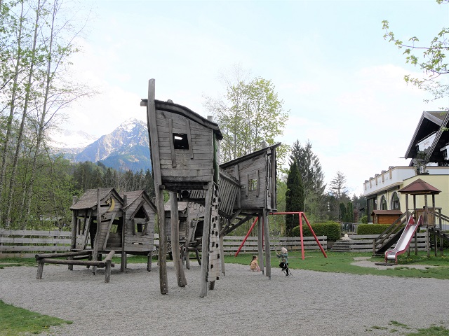 Abenteuerspielplatz in Fischen am Kurpark