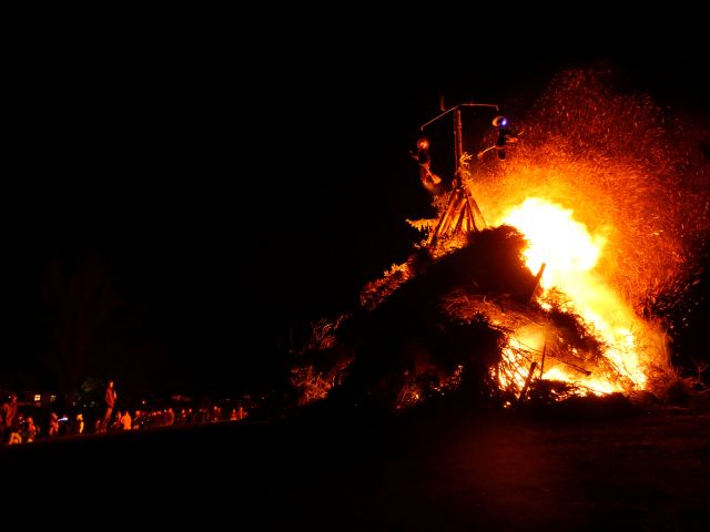 Funkenfeuer 2026 in Unterthingau