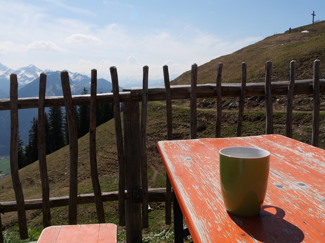 Kaffee mit Aussicht von der Hirschalpe