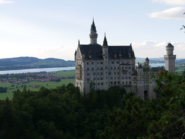 Schloss Neuschwanstein von der Marienbrücke aus gesehen