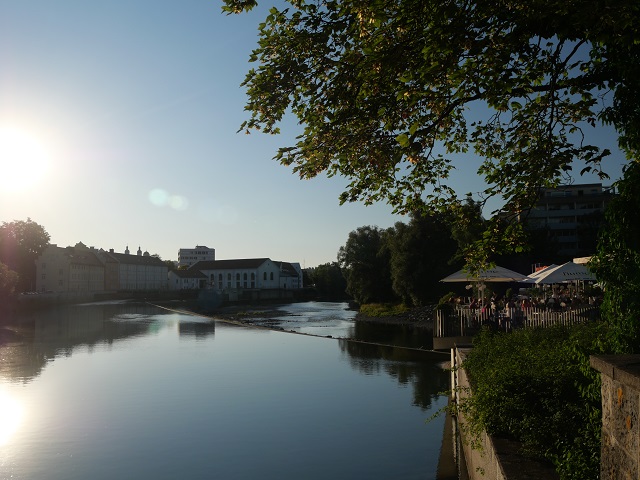 Sommerbar fiume an der Iller