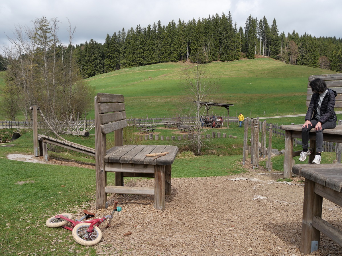Spielplatz Trettenbach am Carl-Hirnbein-Weg bei Missen-Wilhams