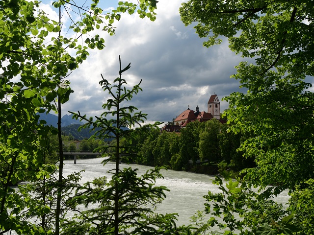 Trilogie-Blick über den Lech auf Füssen