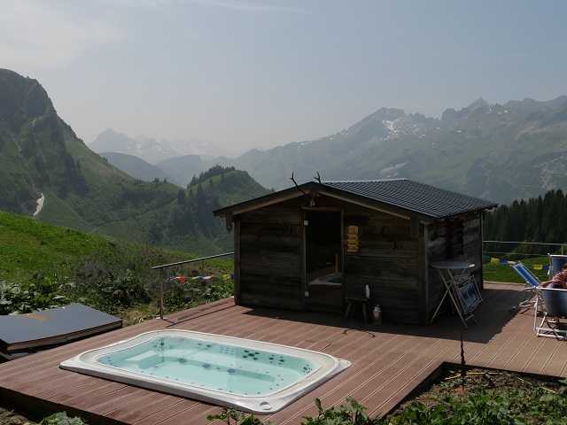 Whirlpool und Sauna an der Enzianhütte bei Oberstdorf