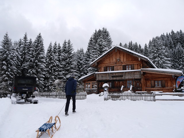 Winterwanderung zu Gundhütte - das Ziel ist erreicht