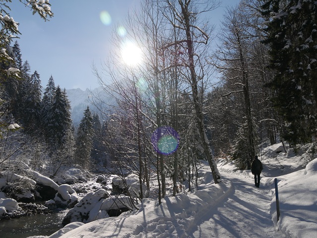 Winterwanderung im Kleinwalsertal - auf dem Breitachweg